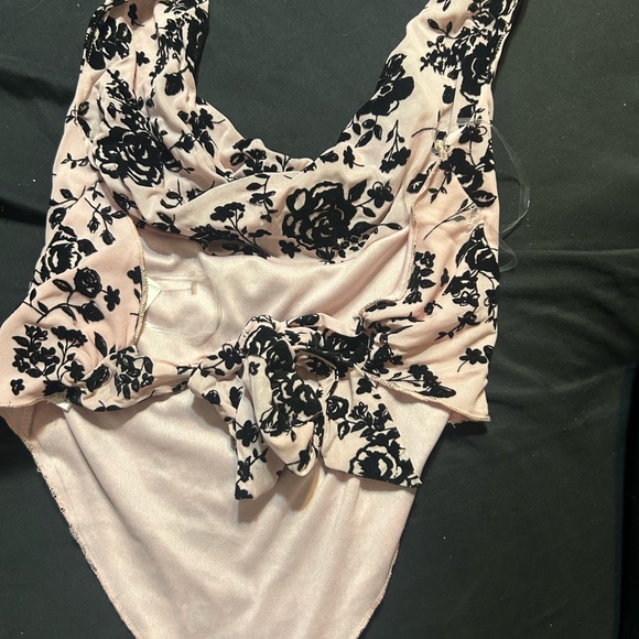 Windsor Pink and Black Floral Halter Top - Picture 3 of 4
